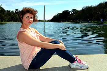 Washington Memorial и Симона еднакво големи